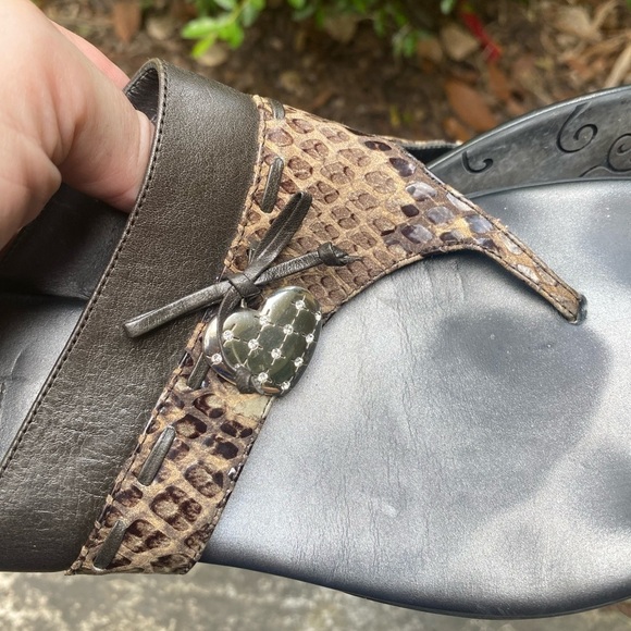 Brighton Thong Sandal Size 8.5M Animal Print & Bronze Leather Heart Rhinestone. - Picture 8 of 11
